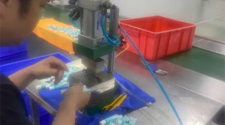 ​자외선크림 생산은 꾸준히 발전하고 있으며, 제품의 효능이 최대한 유지되도록 세심한 작업이 이루어지고 있습니다.